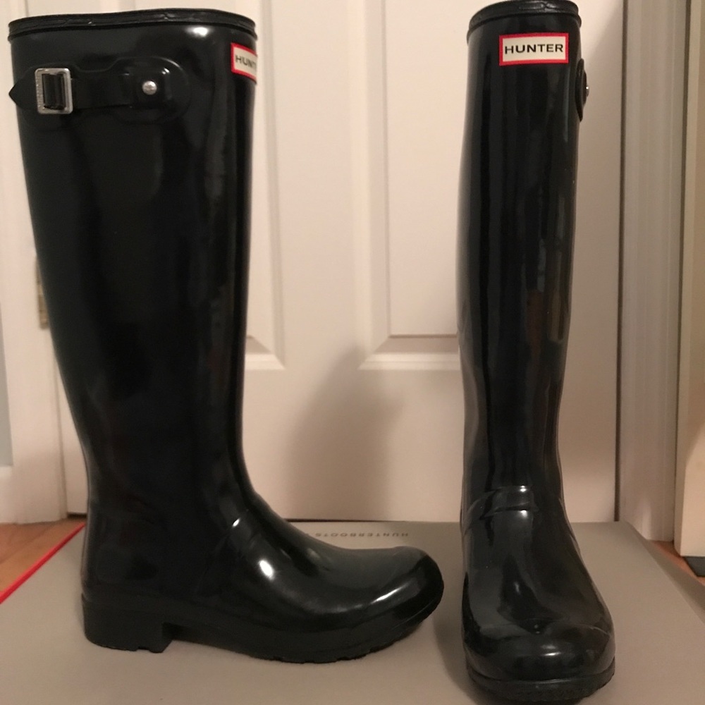 Women’s hunter boots size 8